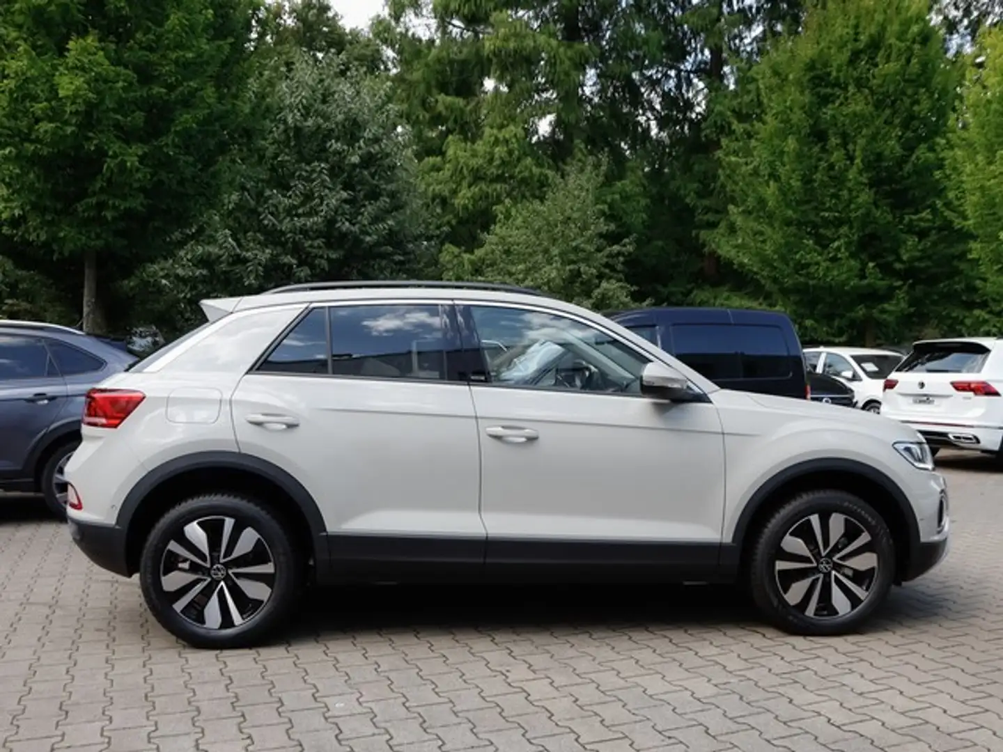 Volkswagen T-Roc 1.0 l TSI MOVE NAVI ALLWETTER IQ DRIVE KAMERA C... Beige - 2