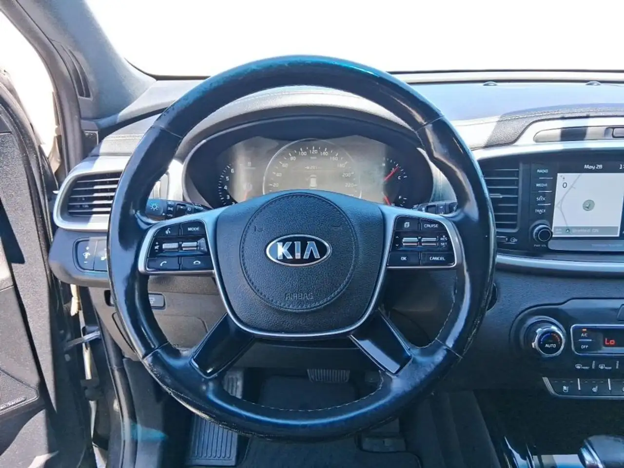 Kia Sorento photo Kia Sorento