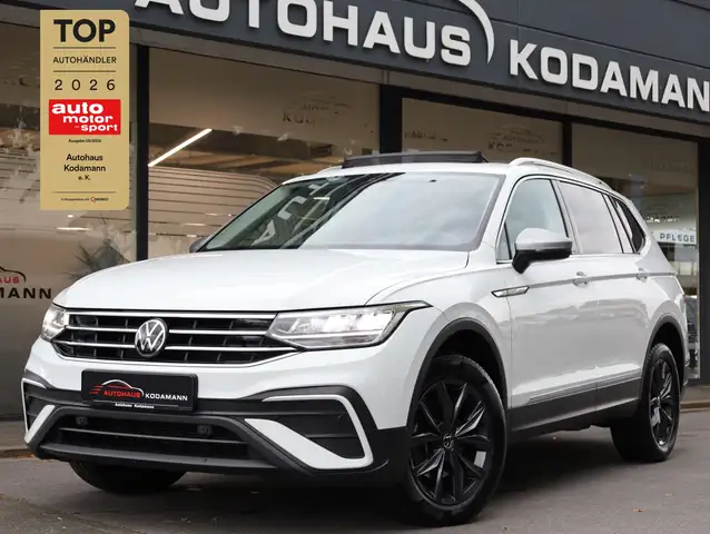 2023 Volkswagen Tiguan Allspace in White for sale