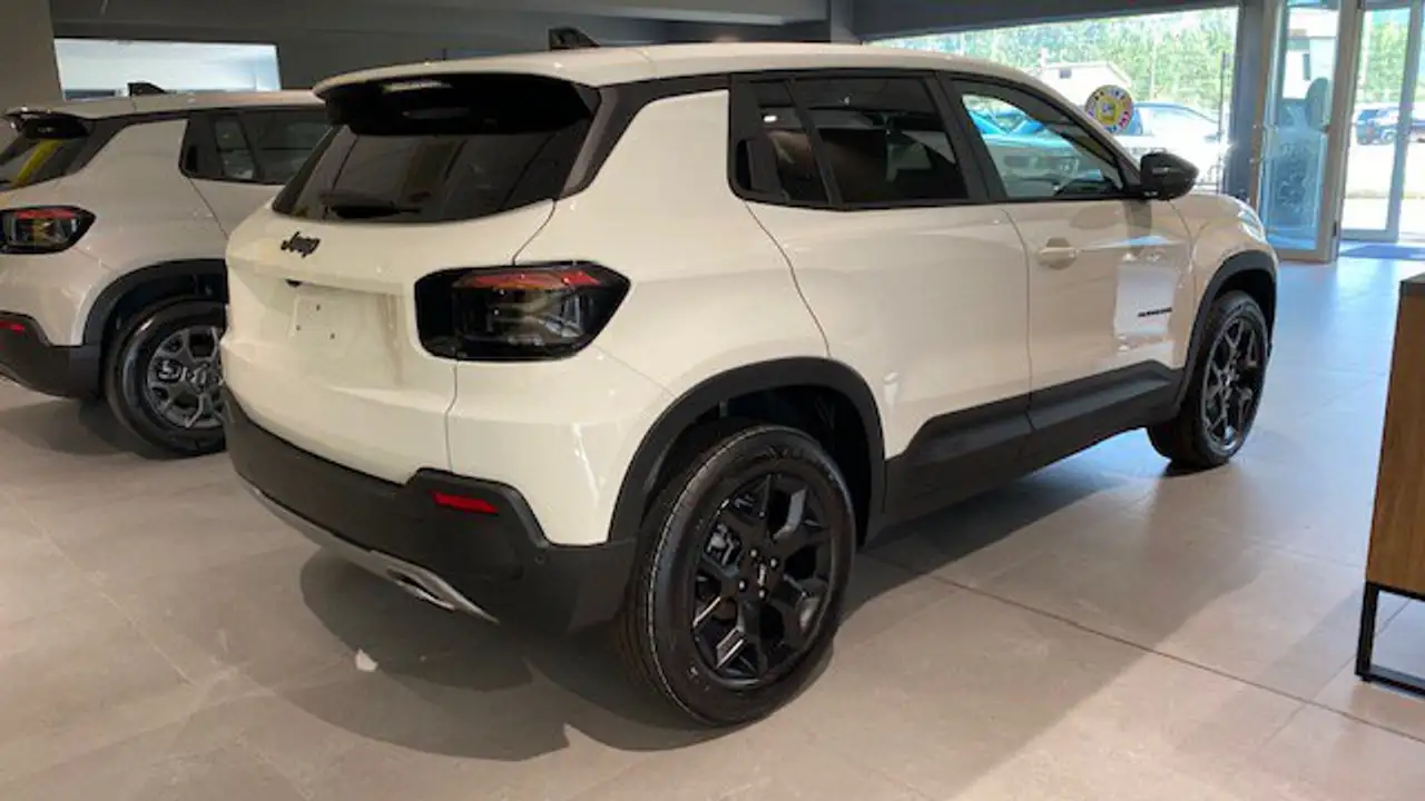 Jeep Avenger 2026 — фото 10