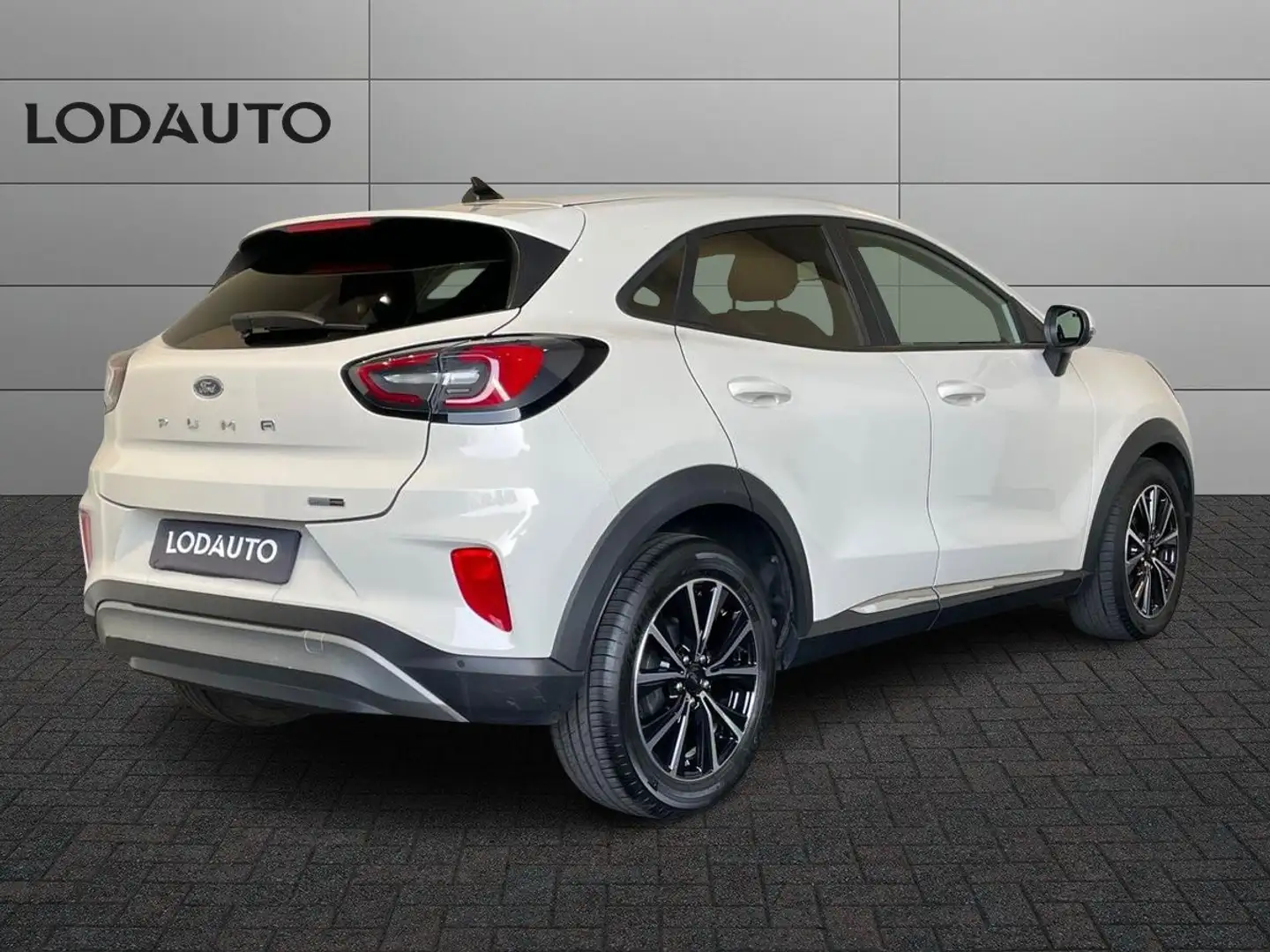 Ford Puma Puma 1.0 EcoBoost Hybrid 125 CV S&S Titanium Bianco - 2