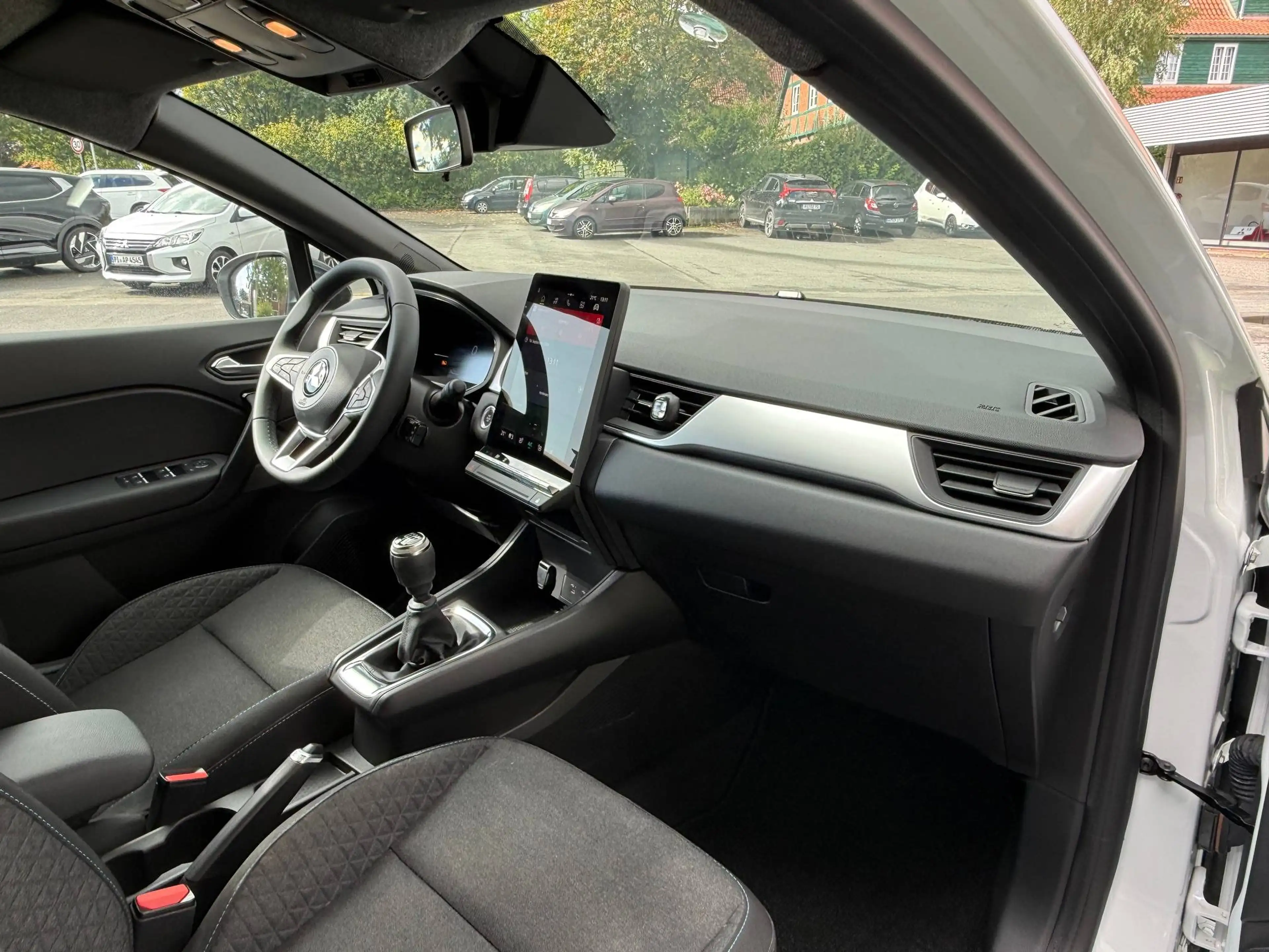 Mitsubishi ASX Plus 1,3l Mildhybrid 6-Gang *Werksgarantie*Allwetterreifen*wenig km* — photo 7