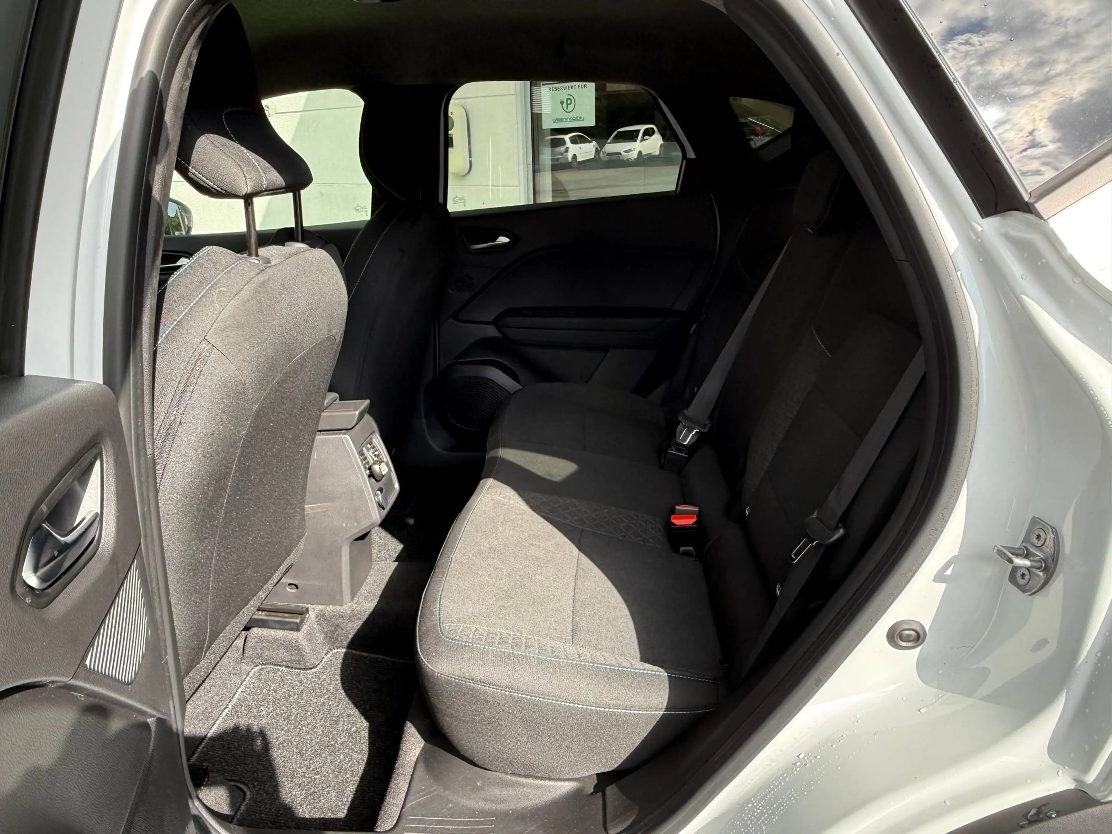 Mitsubishi ASX Plus 1,3l Mildhybrid 6-Gang *Werksgarantie*Allwetterreifen*wenig km* — photo 9