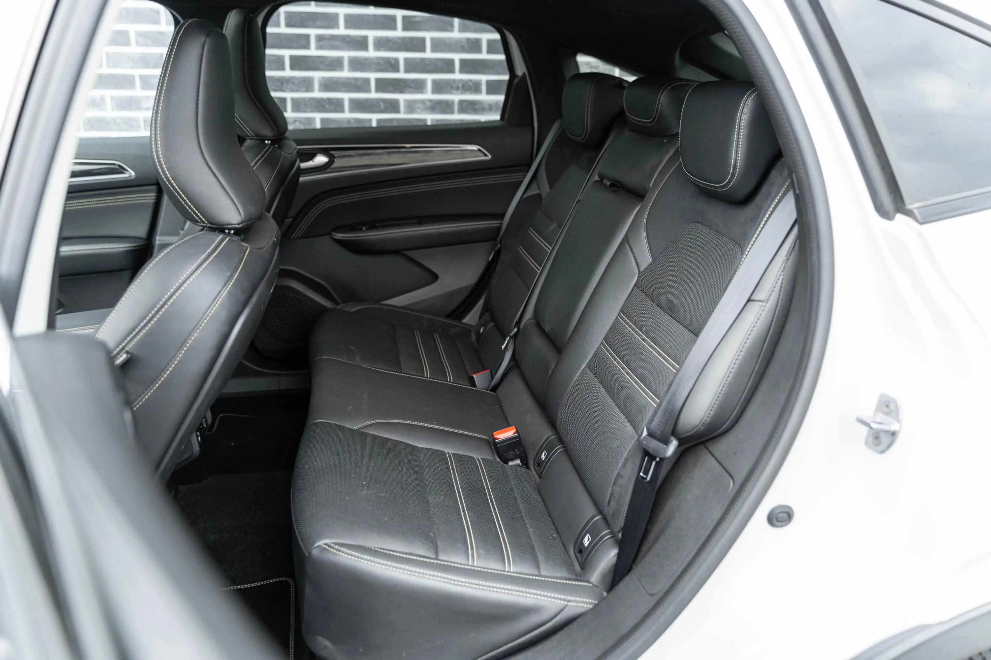 Renault Arkana 1.6 E-Tech hybrid 145 E-Tech engineered | Trekhaak — photo 11