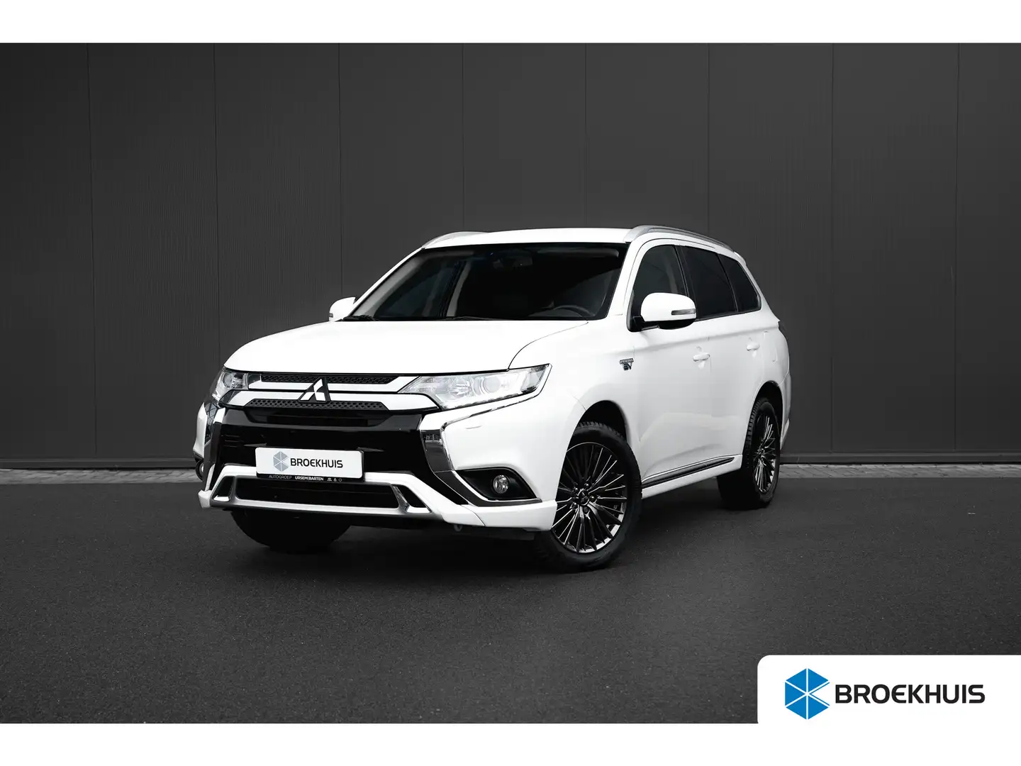 Mitsubishi Outlander 2.4 PHEV Pure+ Carplay | Achteruitrijcamera | Keyl Weiß - 1