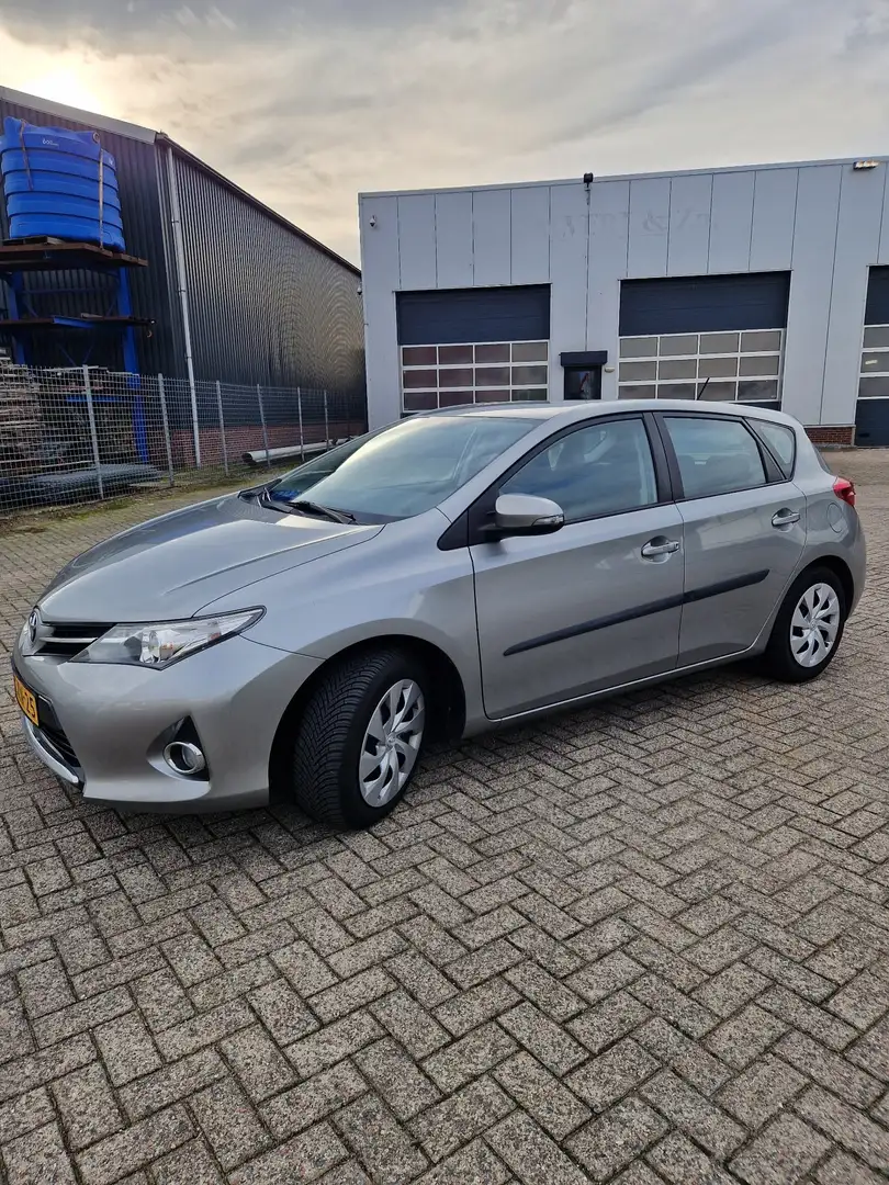 Toyota Auris 1.6 automaat trekhaak 97k - 2