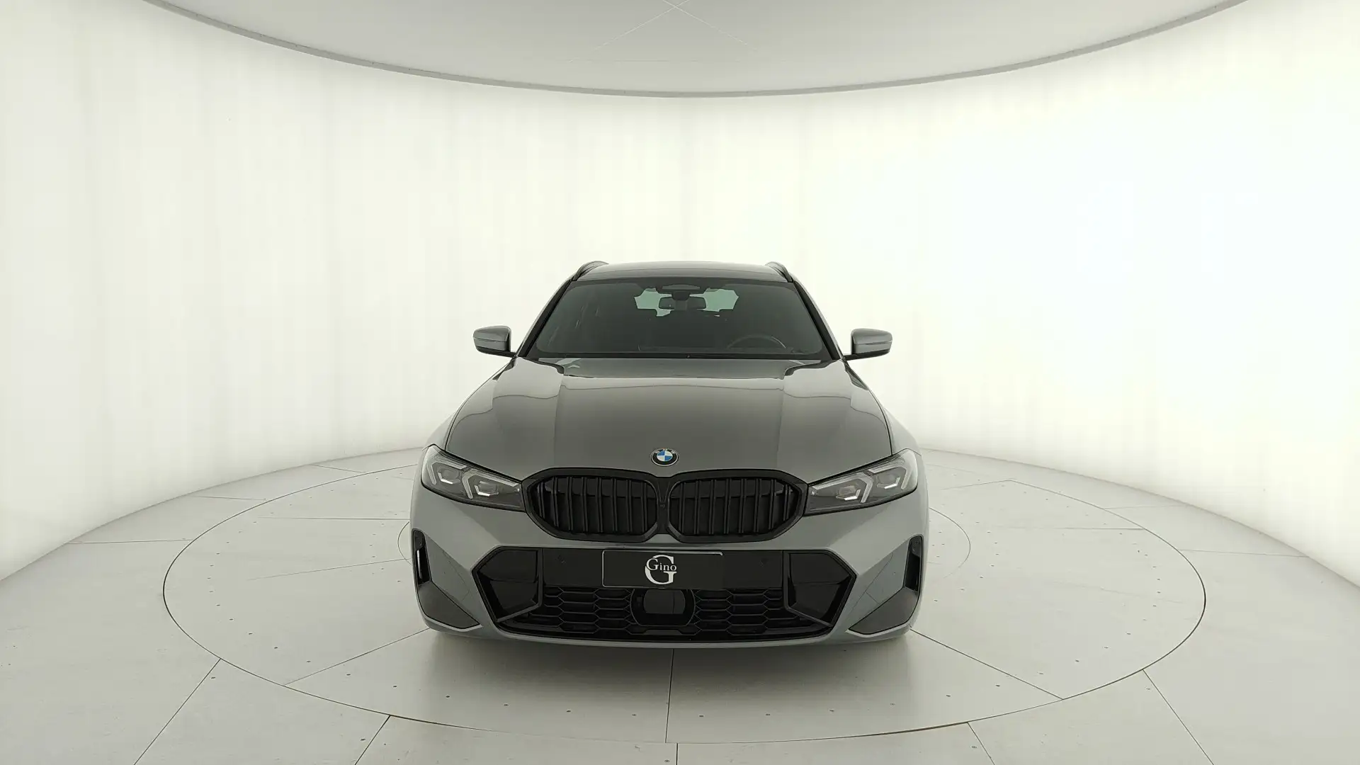 BMW 320 d Touring mhev 48V Msport xdrive auto Grigio - 2