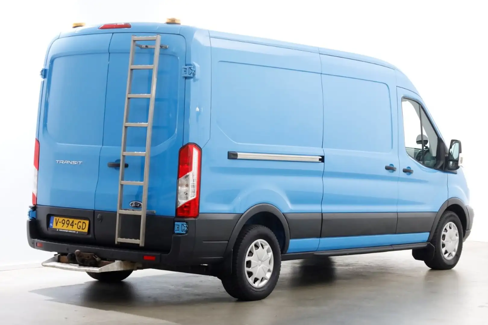 Ford Transit 350 2.0 TDCI 130pk E6 L3H2 Trend Airco/Inrichting/ Blauw - 2