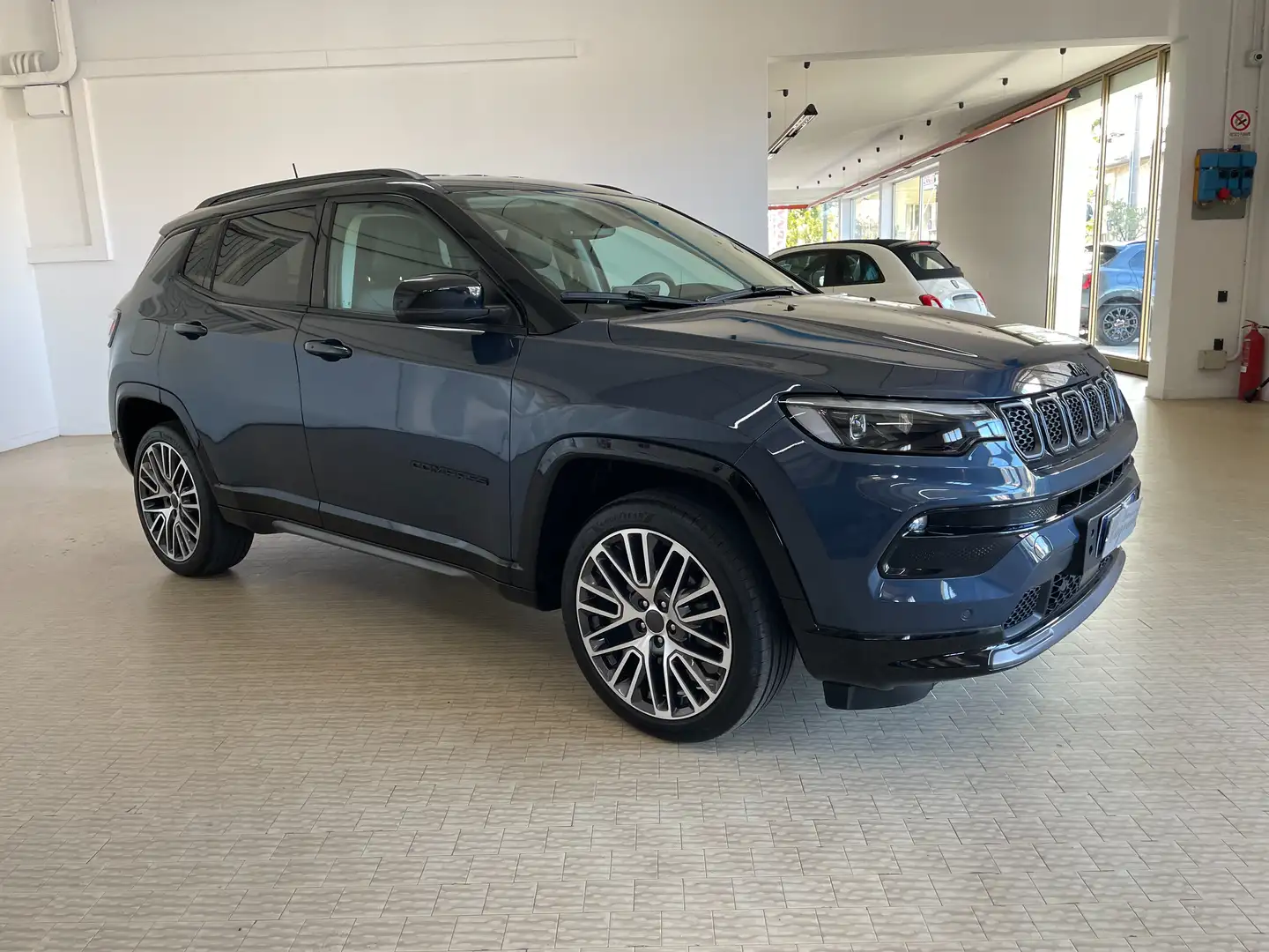 Jeep Compass 1.5 turbo mhev Summit 130cv dct Bicolor Cerchi19 Blu/Azzurro - 1
