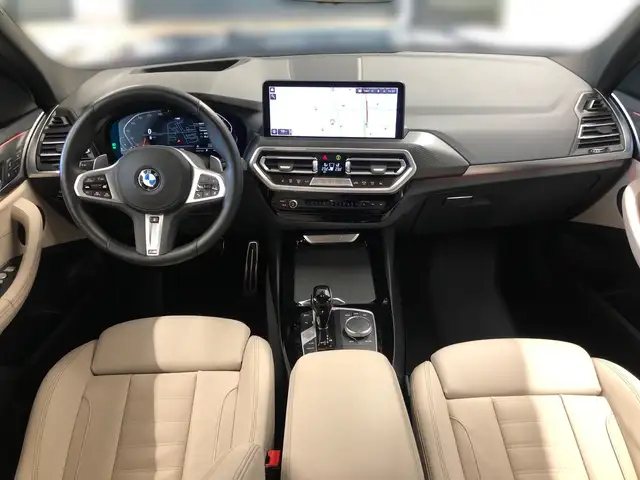 BMW X3 view 9