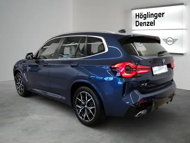 BMW X3 view 10
