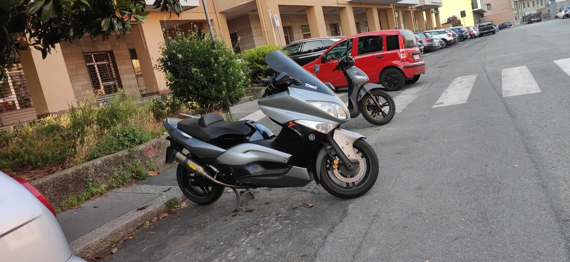 Yamaha TMAX 500 Grigio - 2