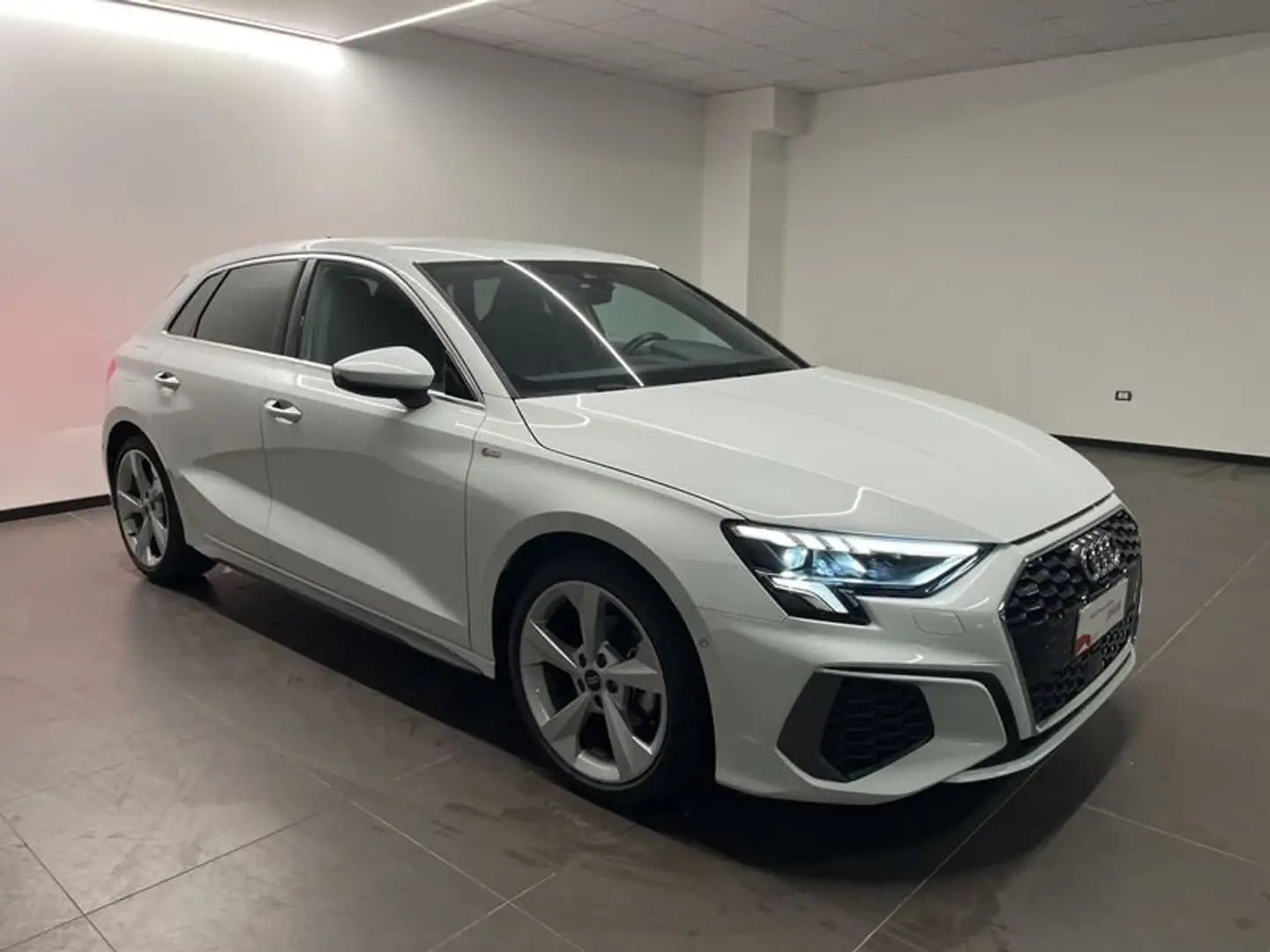 Audi A3 AUDI SPORTBACK 35 TDI S LINE S TRONIC Bianco - 2