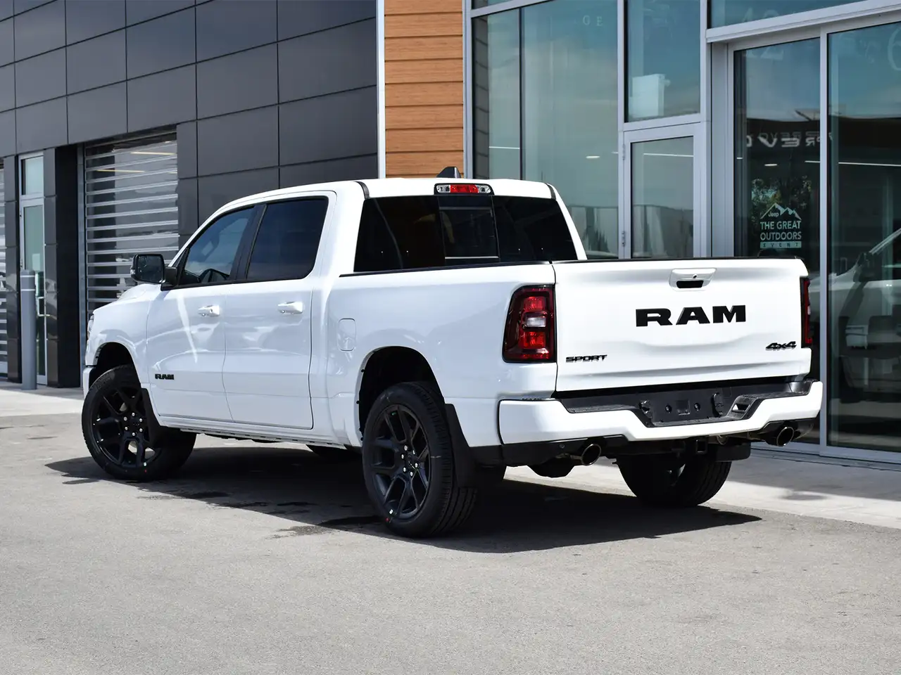 RAM 1500 снимка RAM 1500
