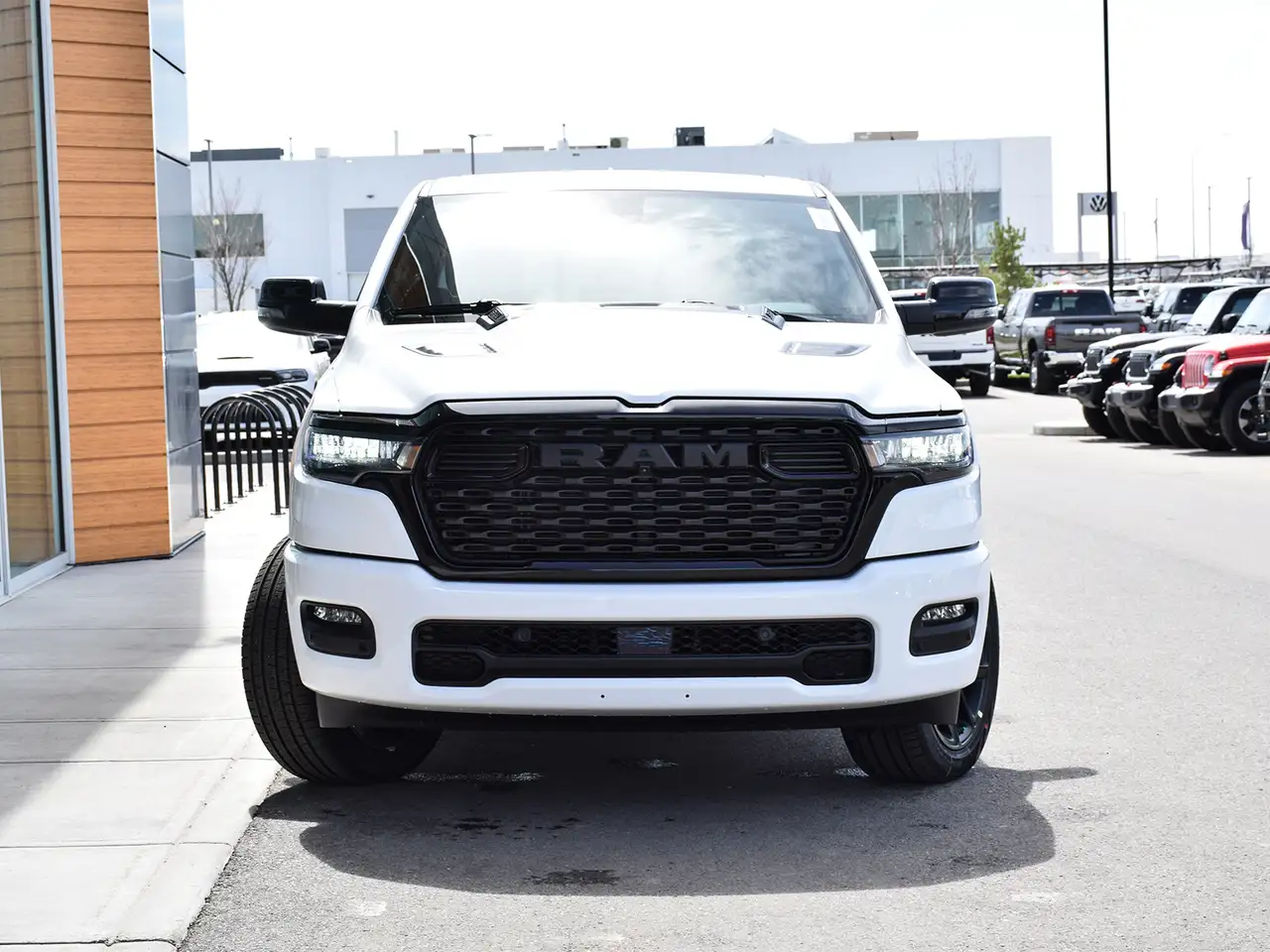 RAM 1500 снимка RAM 1500