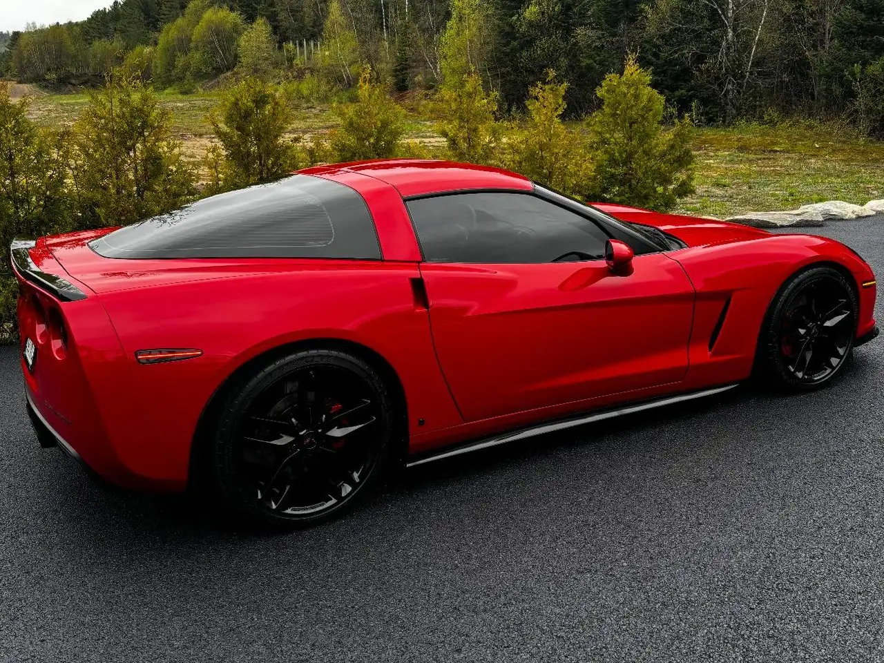 Chevrolet Corvette снимка Chevrolet Corvette