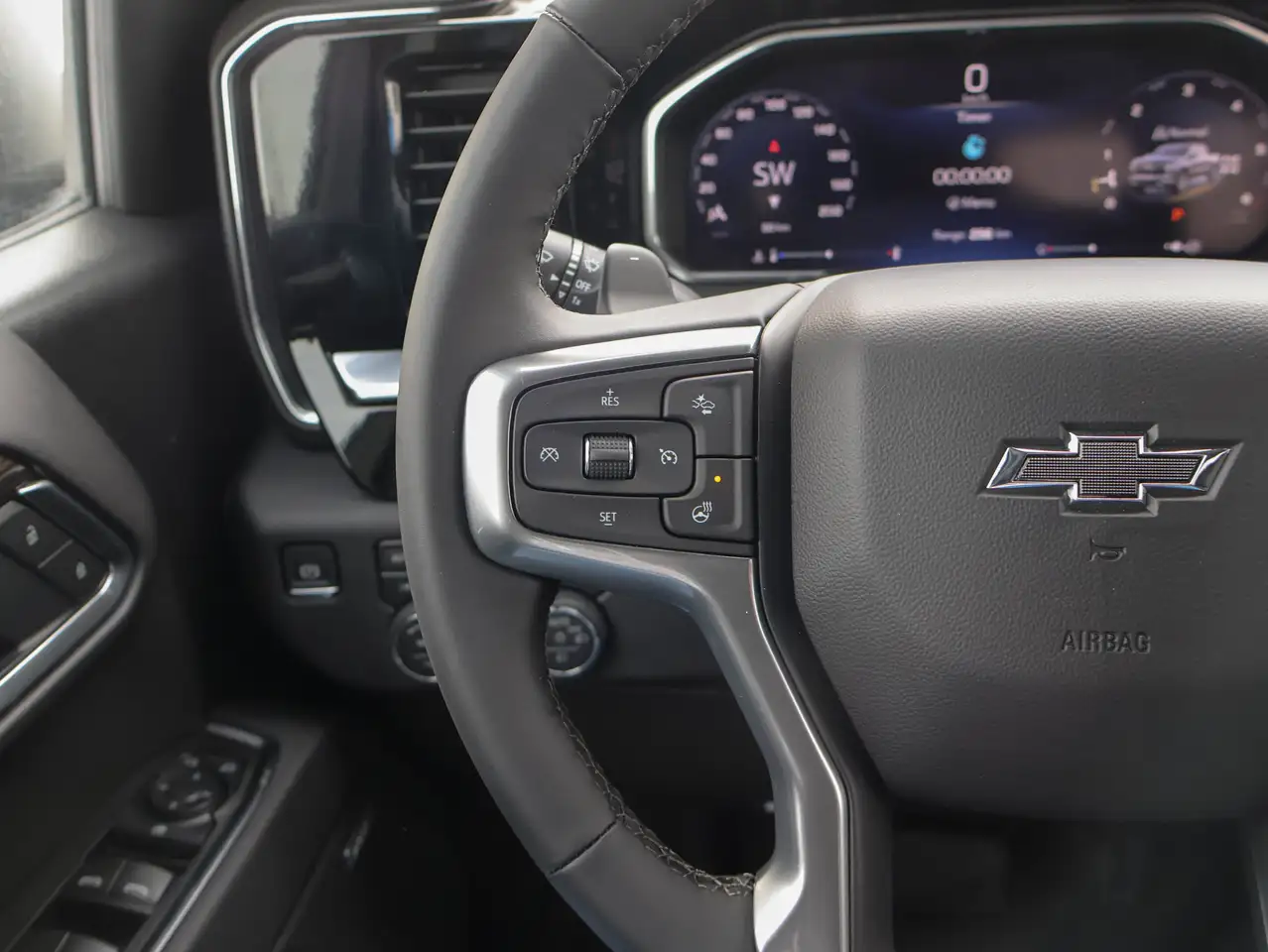 Chevrolet Silverado 1500 снимка Chevrolet Silverado 1500