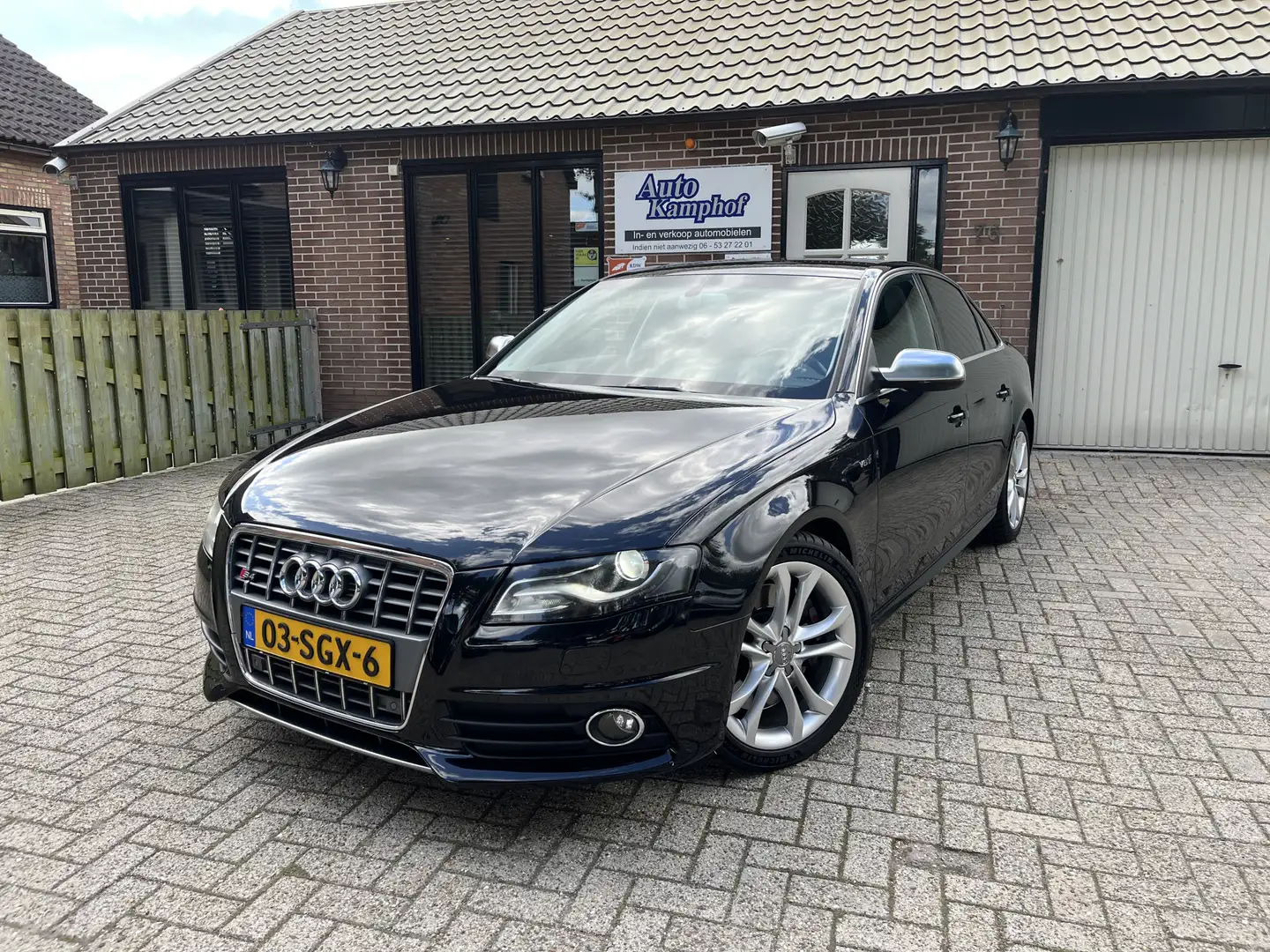 Audi S4 Limousine 3.0 TFSI quattro Pro Line B&O Schwarz - 1