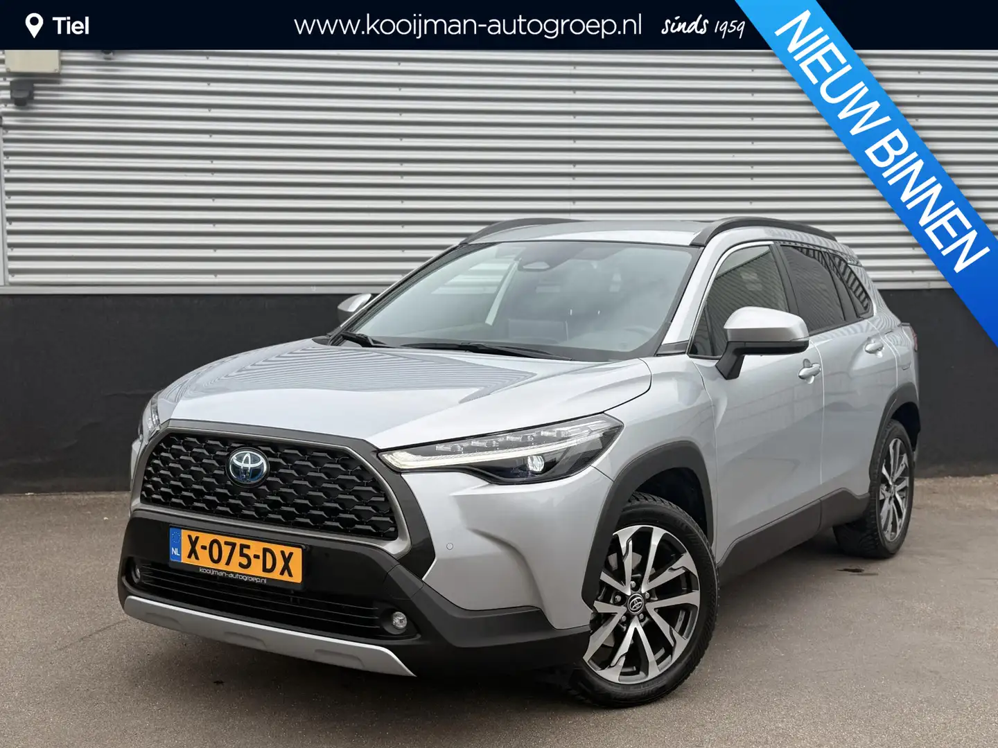 Toyota Corolla Cross Hybrid 200PK Style Automaat Trekhaak, 1e eigenaar Grijs - 1