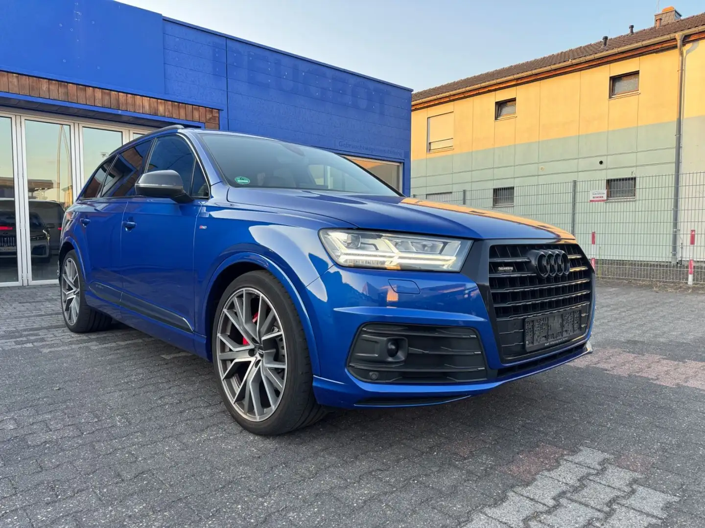 Audi Q7 50 TDI Quattro*S LINE* 7-SITZE*PANO*LED*NAVI Bleu - 1