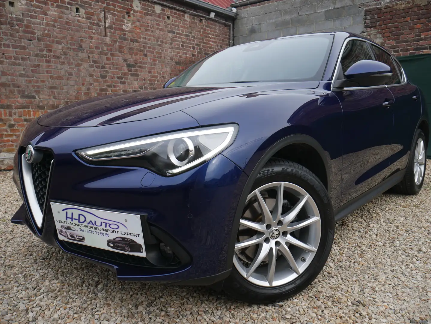 Alfa Romeo Stelvio 2.2 JTD AWD Super Q4 /CAMERA//XENON LED//JANTES 19 Blauw - 1