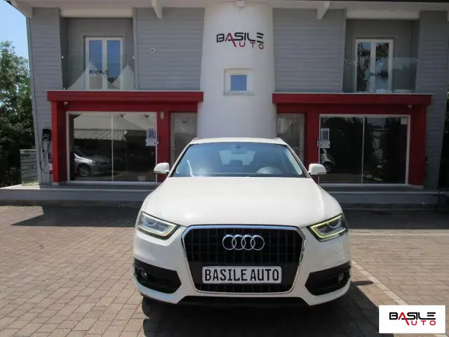 Audi Q3 2.0 TDI 140 CV Advanced