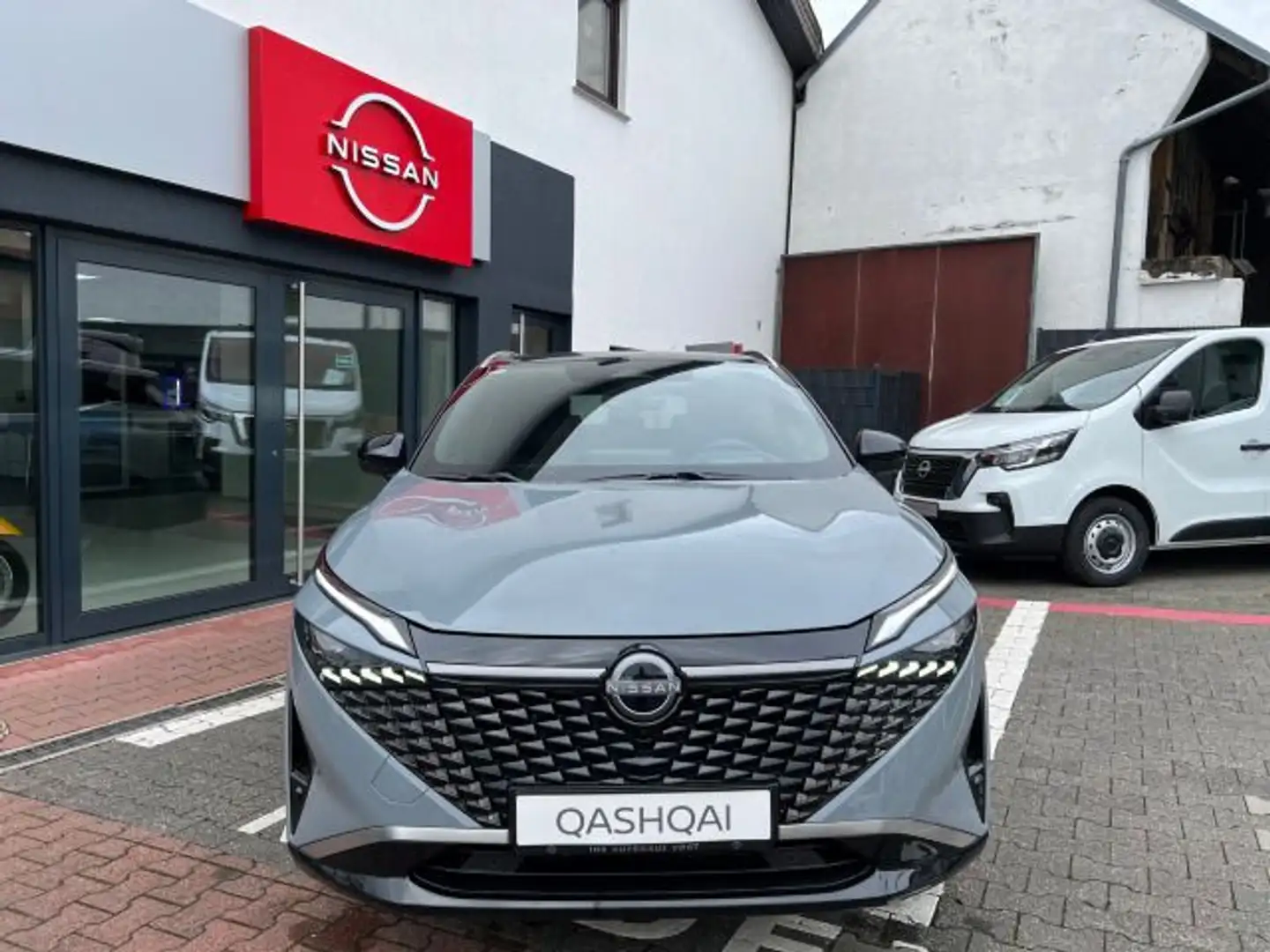 Nissan Qashqai Tekna e-Power°BOSE°360°KAMERA°NAVI°19"AL Gris - 2