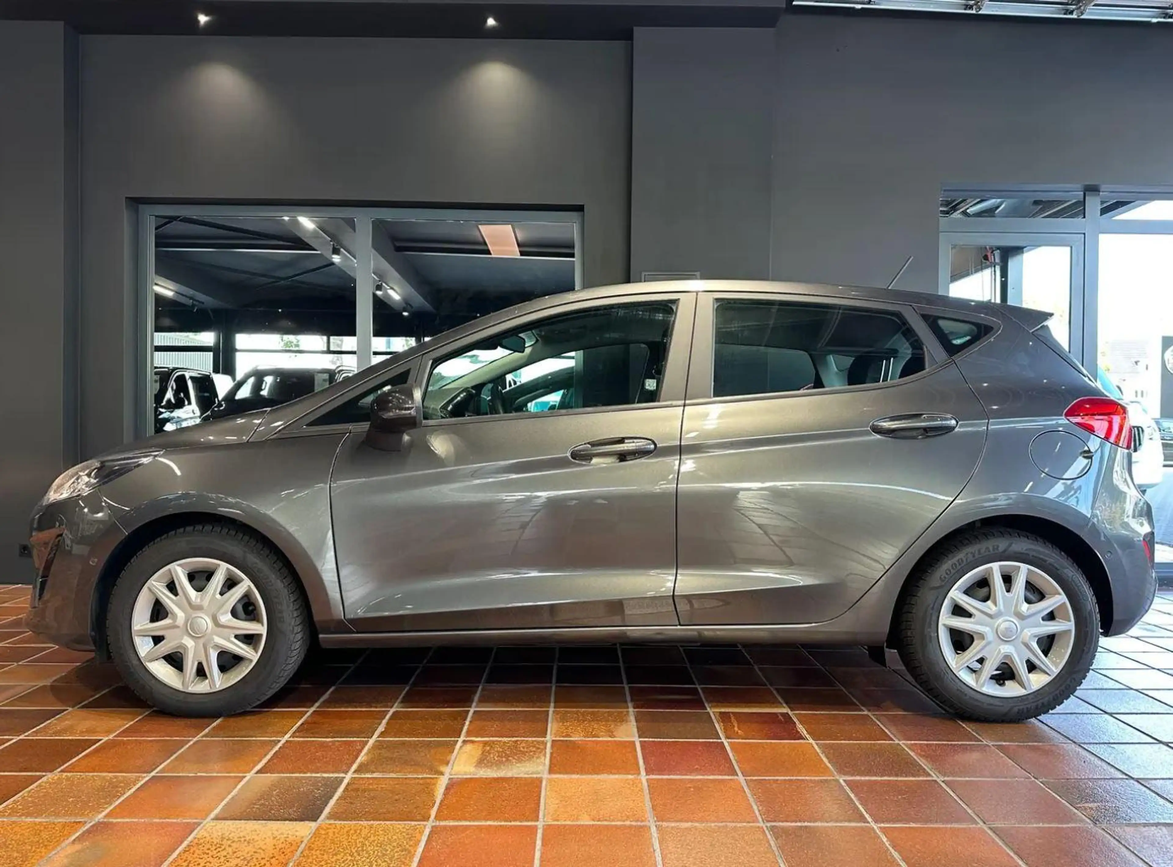 Ford Fiesta 1.5 TDCi COOL&CONNECT NAVI KLIMAAUTO SHZ PDC CARPL — photo 2