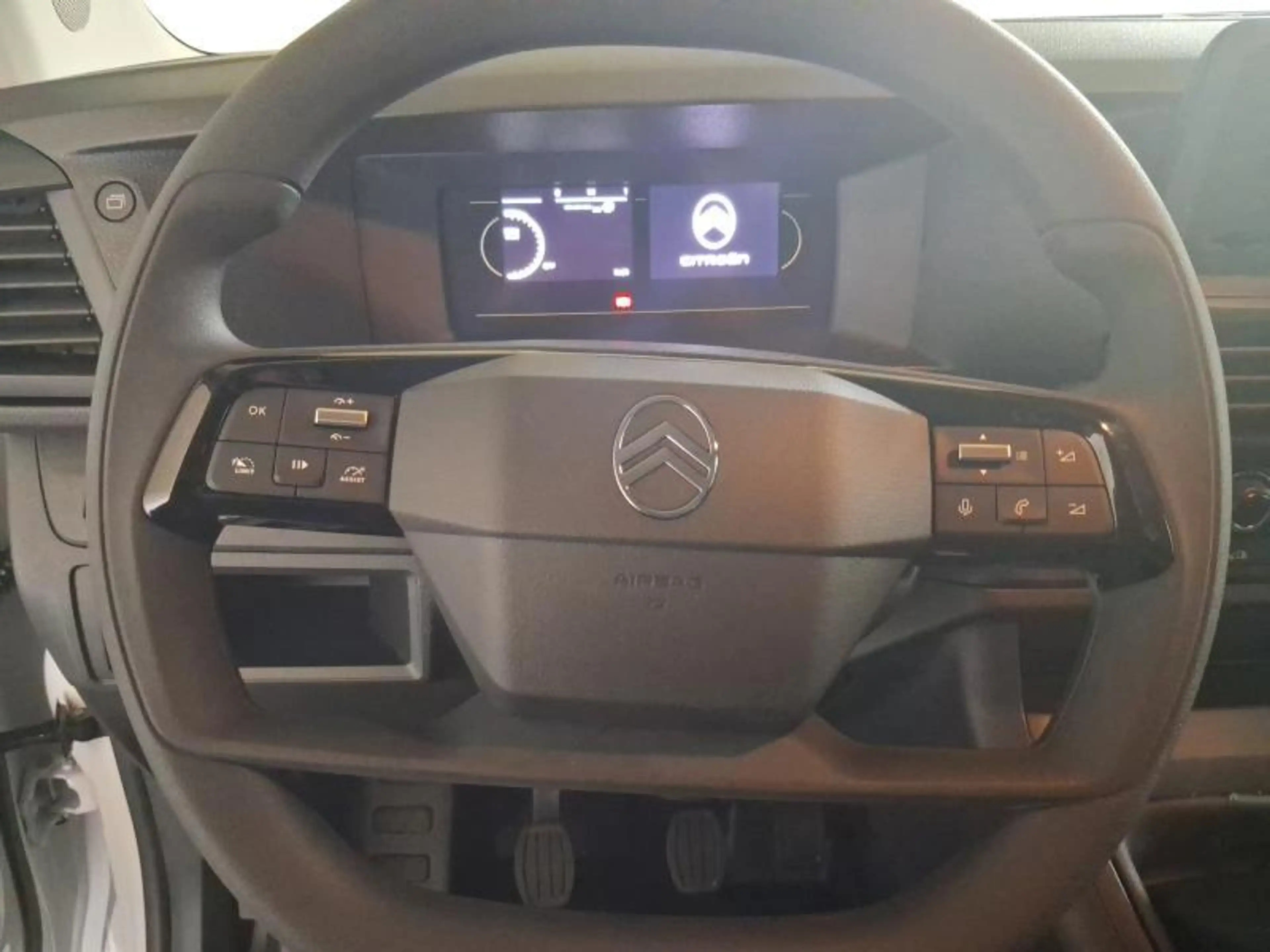Citroen Jumpy XL — photo 9