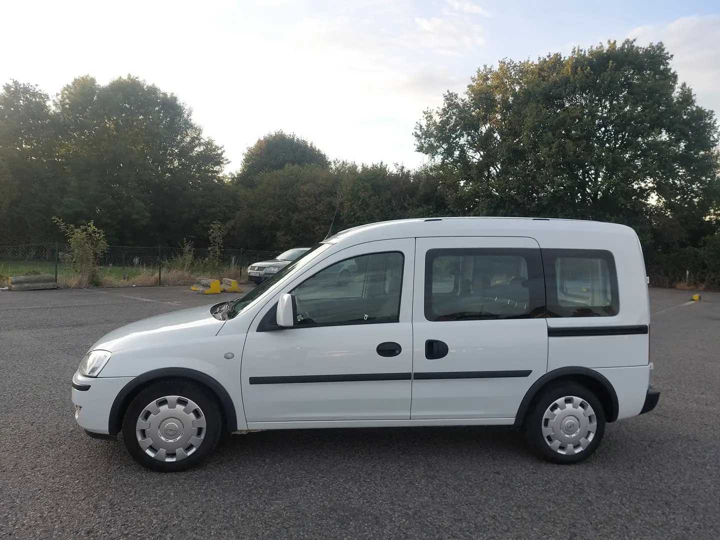 Opel Combo PRET A IMMATRICULER Blanc - 2