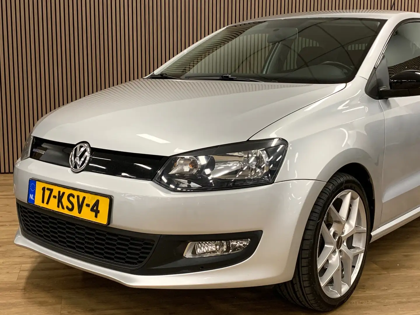 Volkswagen Polo 1.4-16V Highline|Automaat|Climate Control| Gris - 2