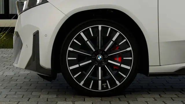 BMW Ix3 view 7