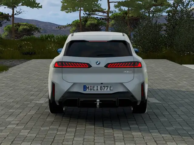 BMW Ix3 view 5