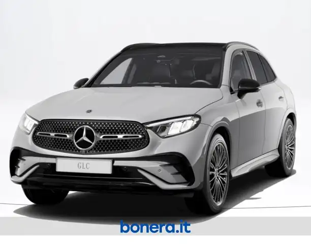Mercedes-Benz 220 main image