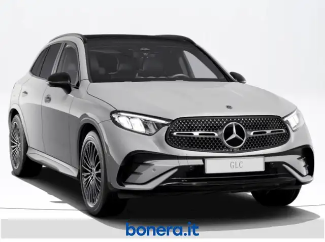 Mercedes-Benz 220 view 2