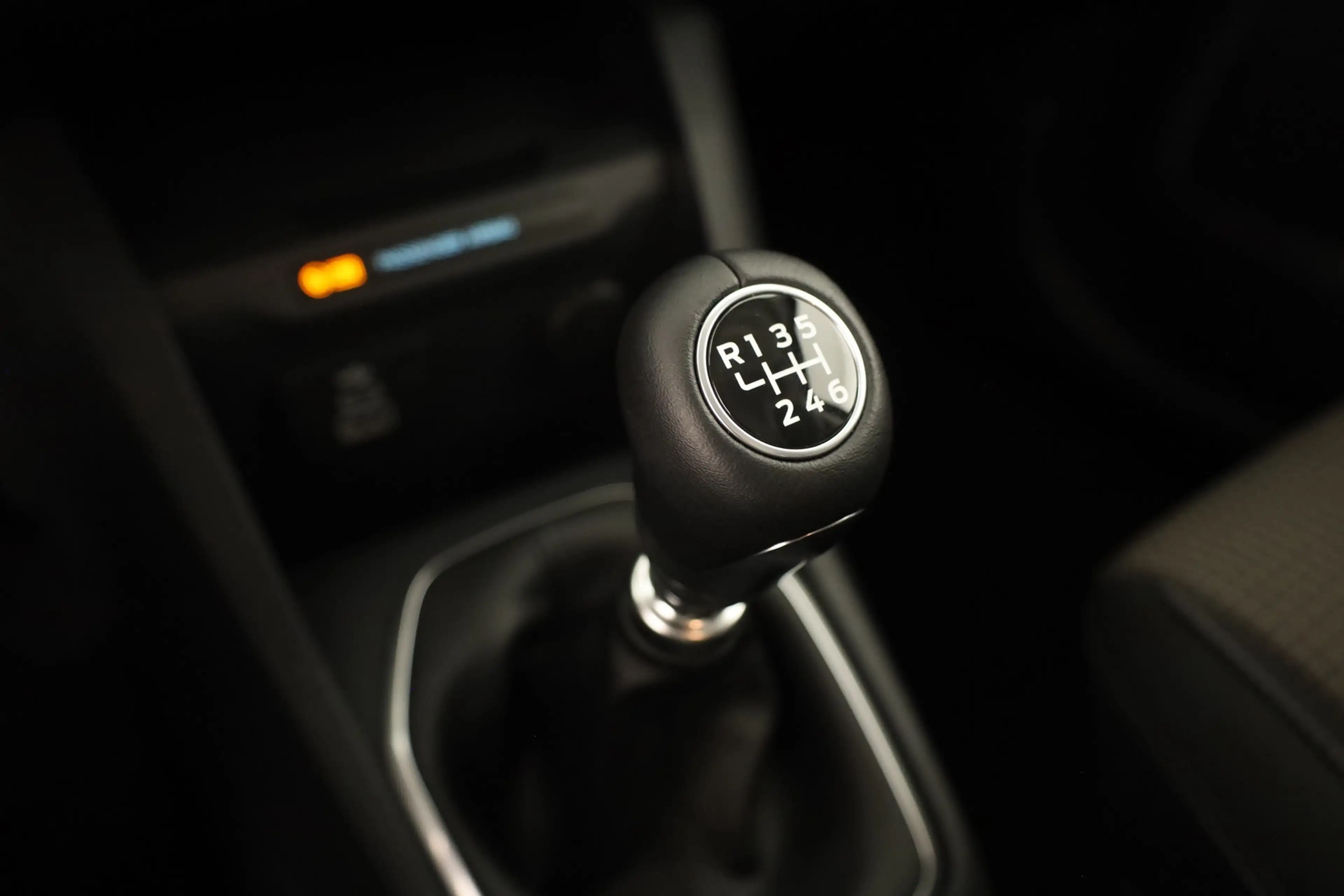 Ford Tourneo Courier Trend 1.0 EB Sitzheizung  Tempomat — photo 13