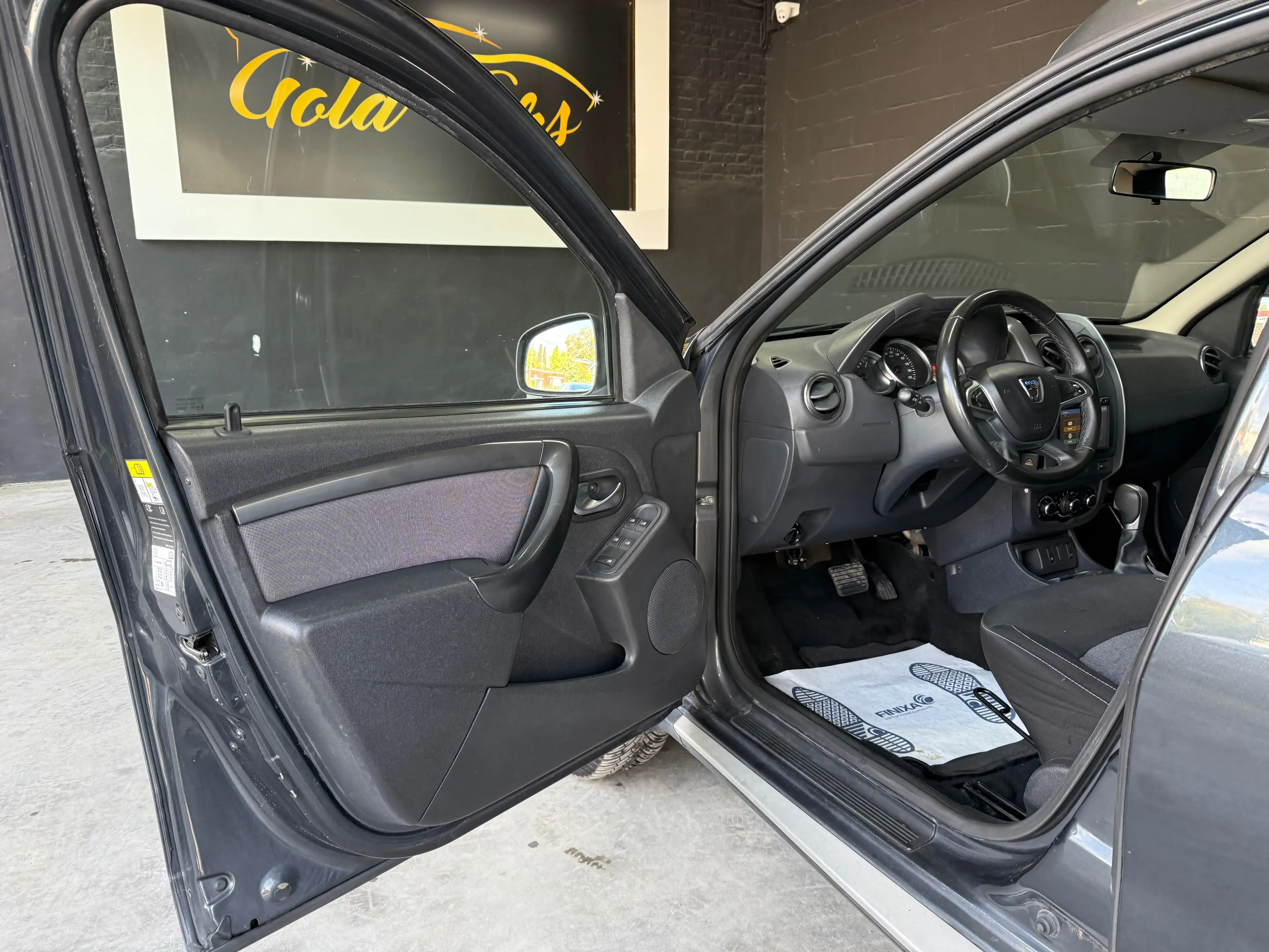 Dacia Duster Duster 1.5 dCi 4x2 Saga EDC*BOITE AUTO*CLIM*12 MOIS DE GARANTIE* — photo 9
