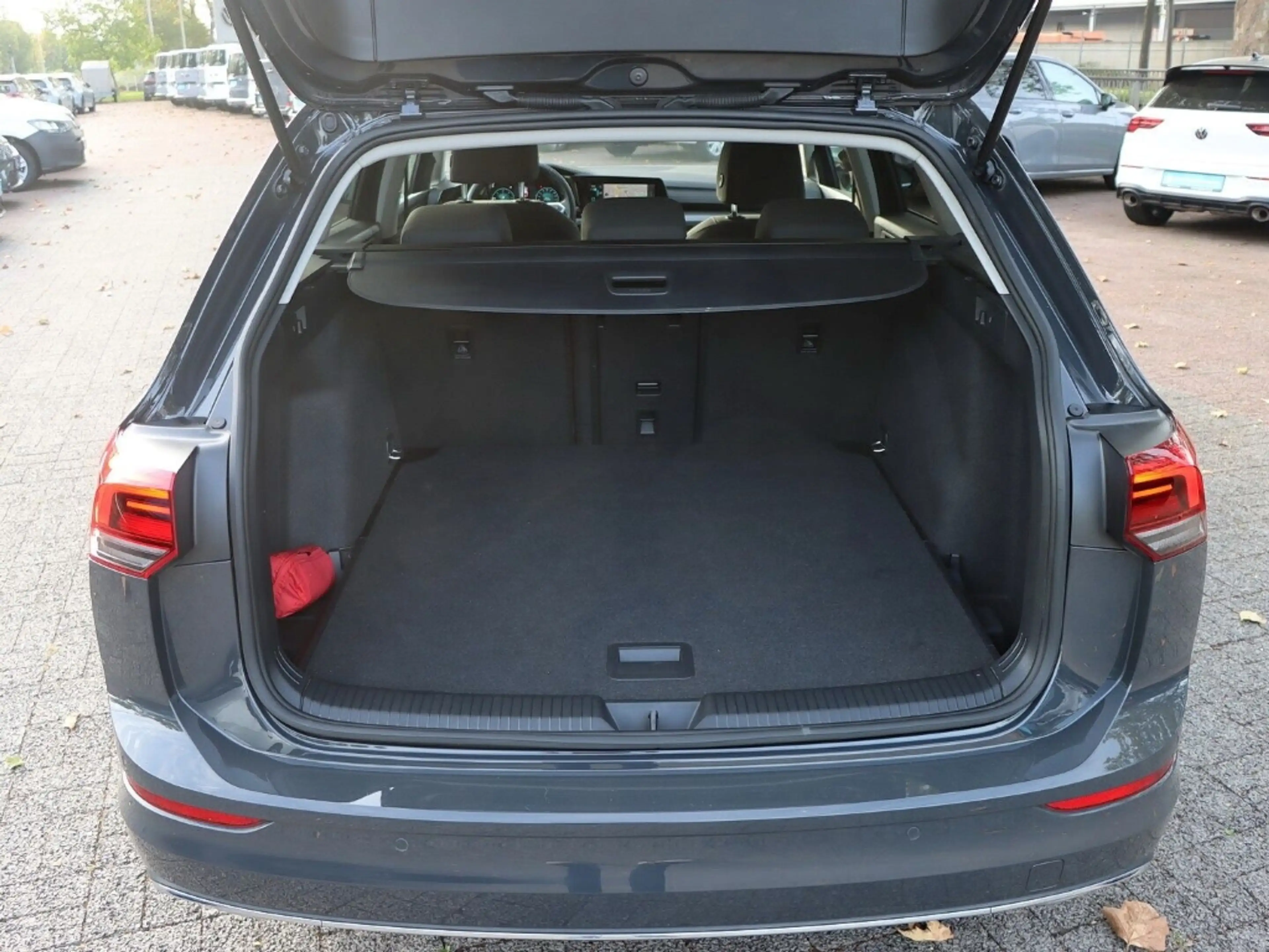 Volkswagen Golf Variant VIII Style 2.0 TDI SCR DSG NAVI/LED/ACC/RFK — photo 14