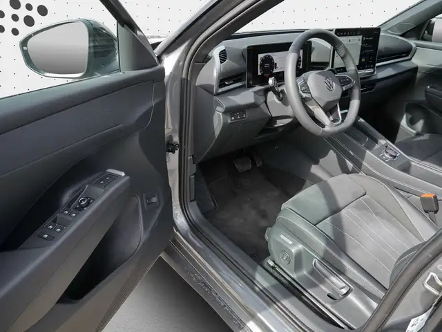 Volkswagen T-Roc view 14