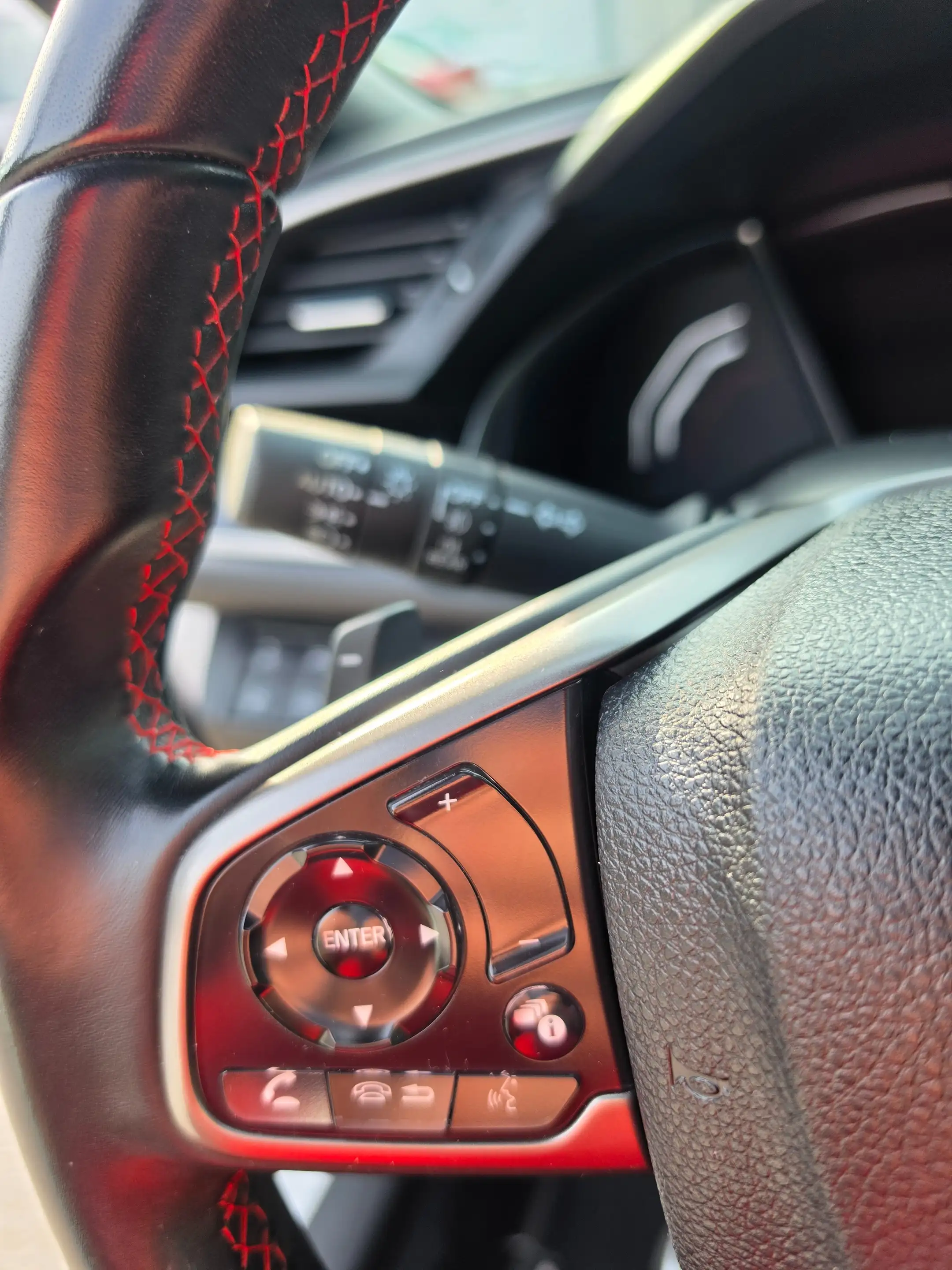 Honda Civic 1.0 Executive Sport — photo 14