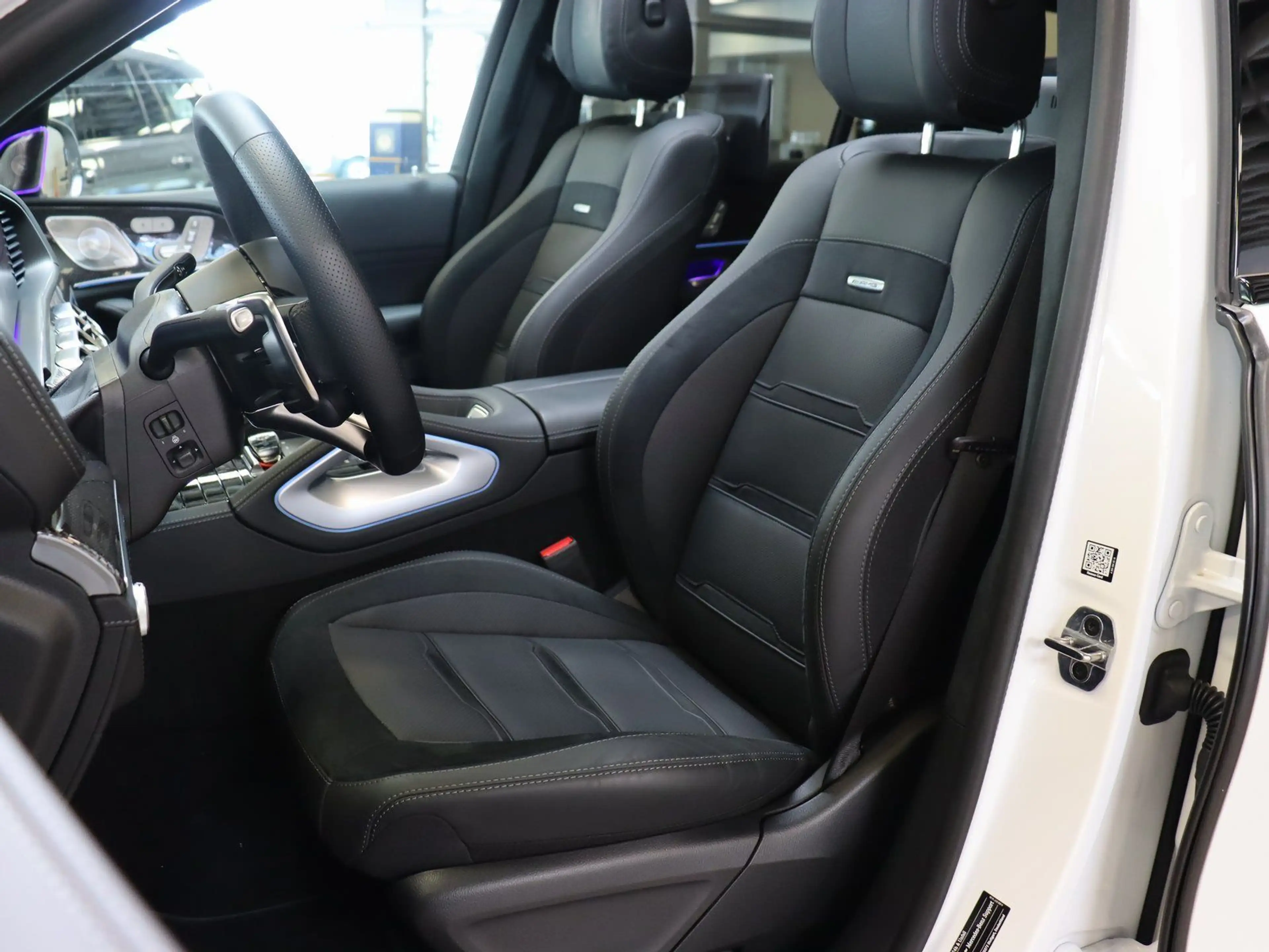 Mercedes-Benz GLS 63 AMG AMG 4M+ Premium-Plus/Fahrassi/HUD/Pano — photo 11