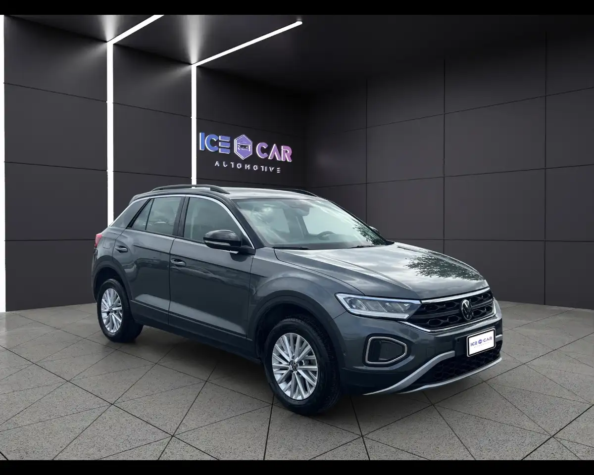Volkswagen T-Roc 1.0 TSI Life 3