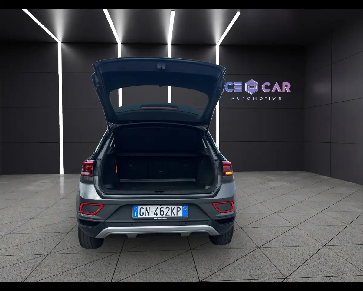 Volkswagen T-Roc 1.0 TSI Life 19