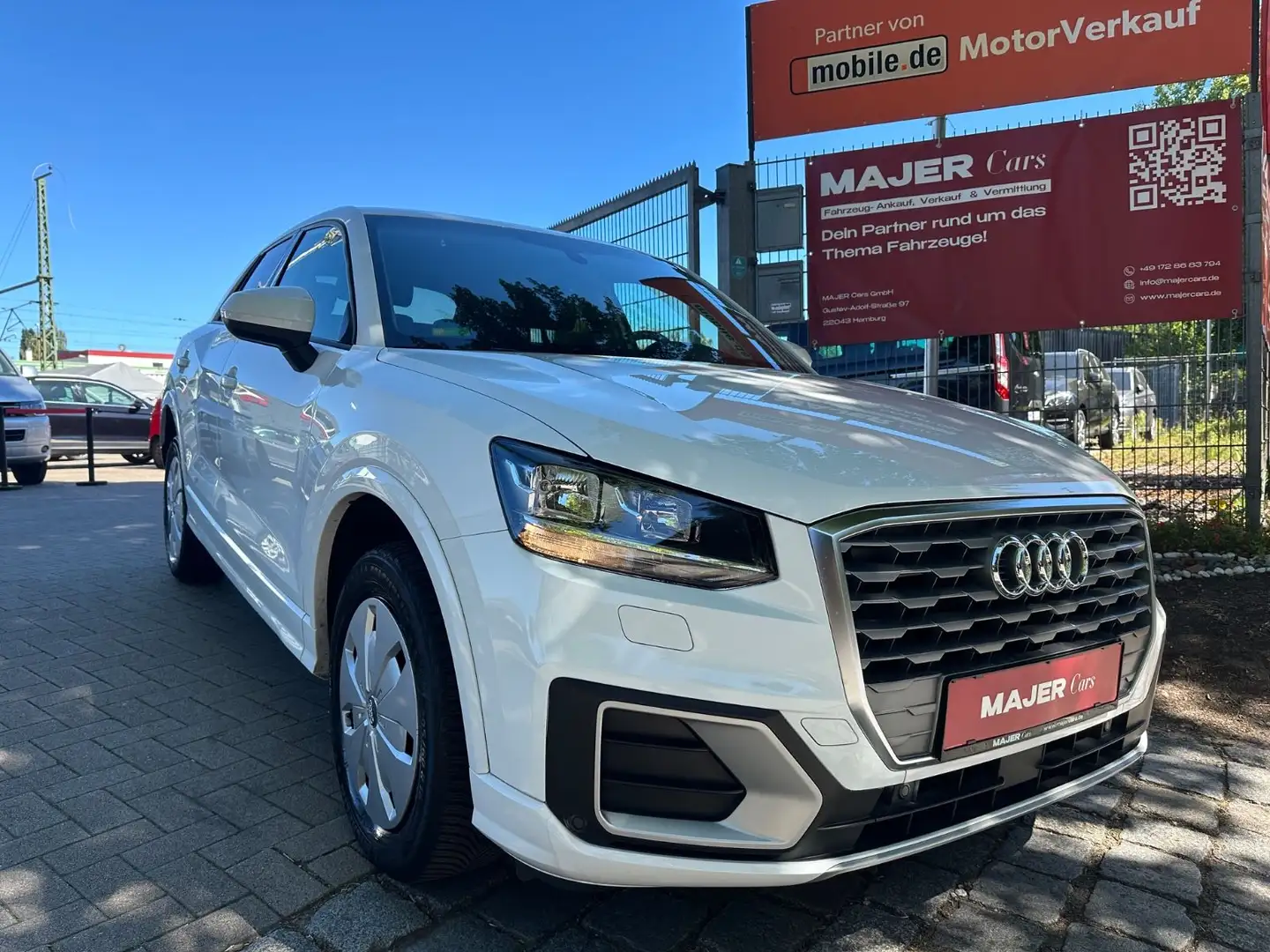 Audi Q2 Sport*PDC*TEMPO*SHZ*SPORTSITZE Weiß - 1