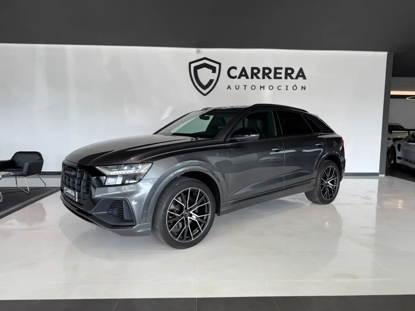 Audi Q8 50 TDI Black line quattro tiptronic Grigio - 1