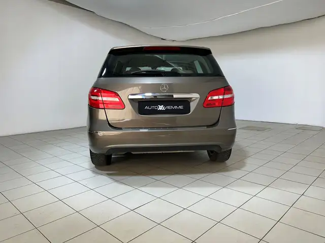 Mercedes-Benz B-Class view 3