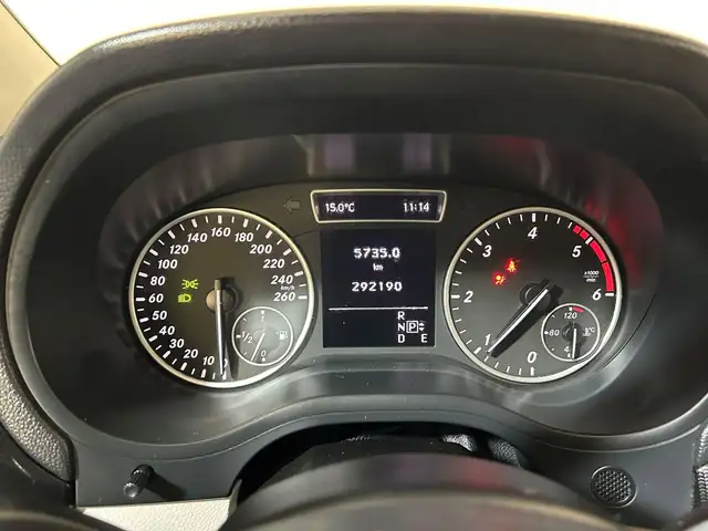 Mercedes-Benz B-Class view 5