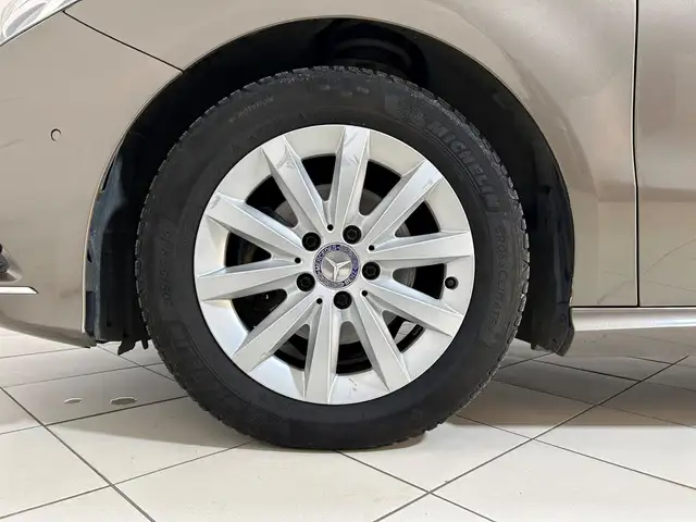 Mercedes-Benz B-Class view 6