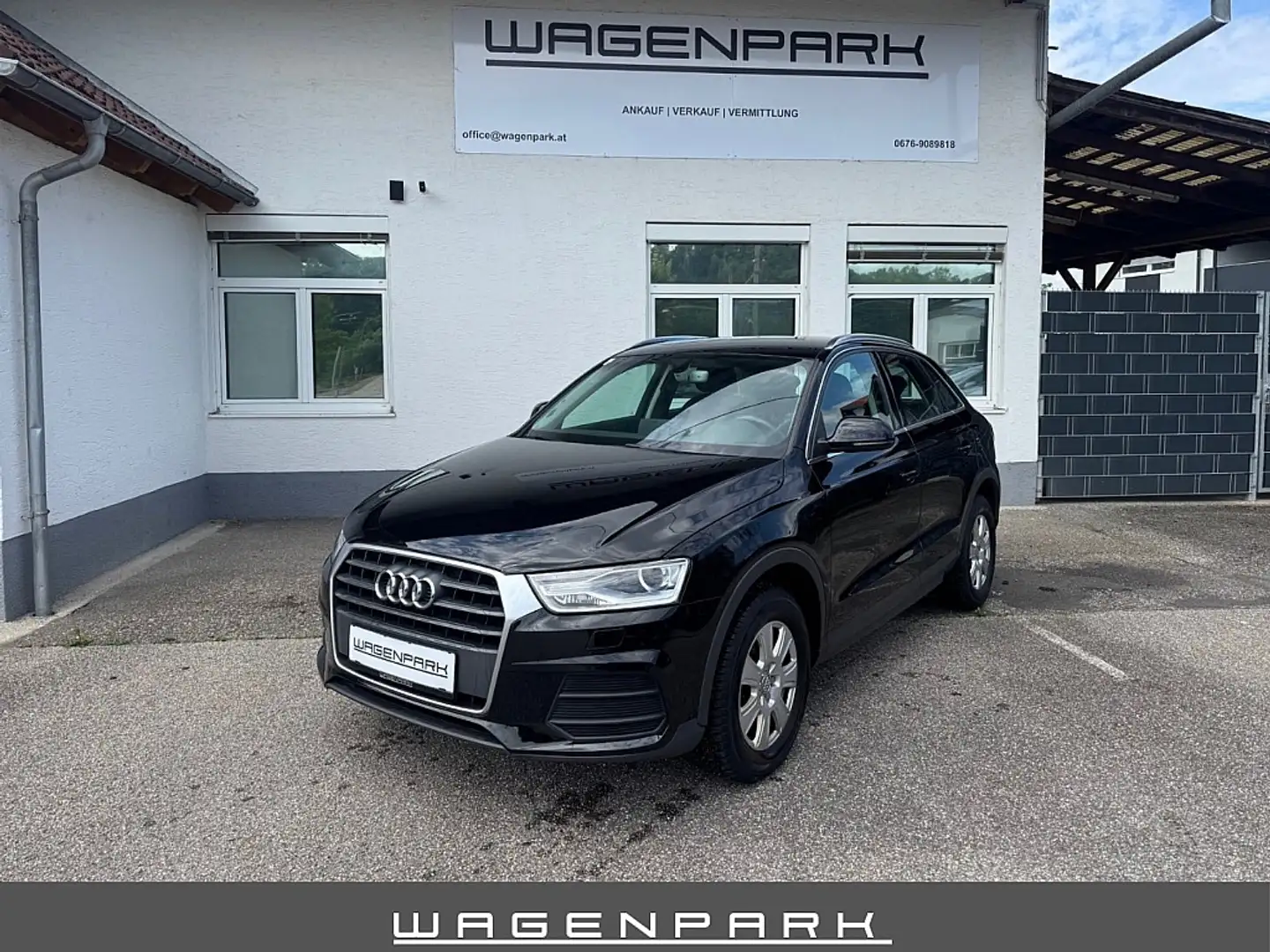 Audi Q3 2,0 TDI Schwarz - 1