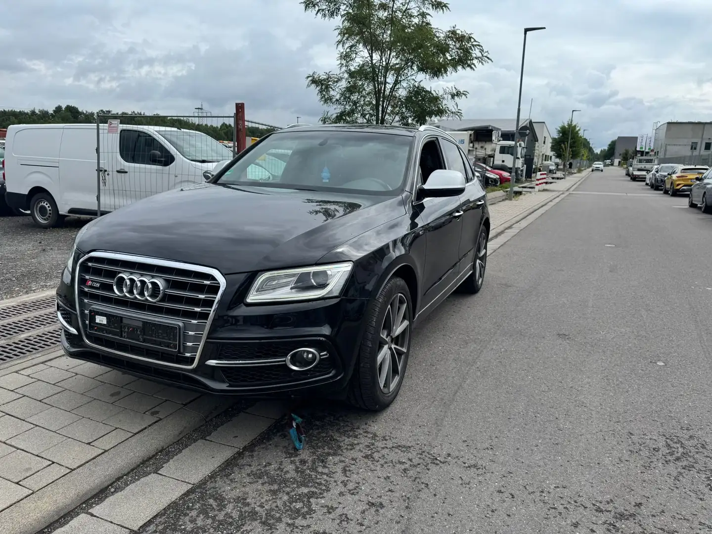 Audi SQ5 3.0 TDI competition quattro Černá - 1